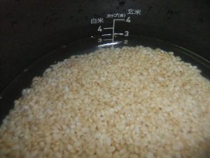 炊飯前の玄米