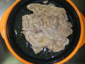 しょうが焼き調理の途中の写真