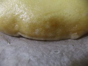 蒸し過ぎた蒸しパンの部分写真